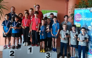 5dbef510cfb4f_D40Interco2019podium.jpg